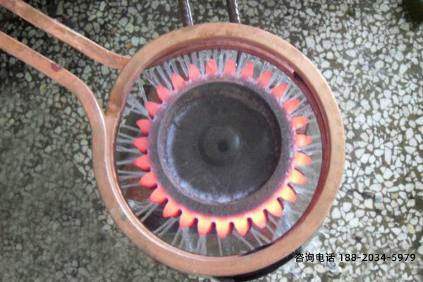 高頻感應(yīng)加熱設(shè)備-輸出功率的整流管震蕩器(圖1)