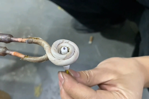 超高頻焊接設(shè)備，手持式超高頻焊機，通信線焊接打樣