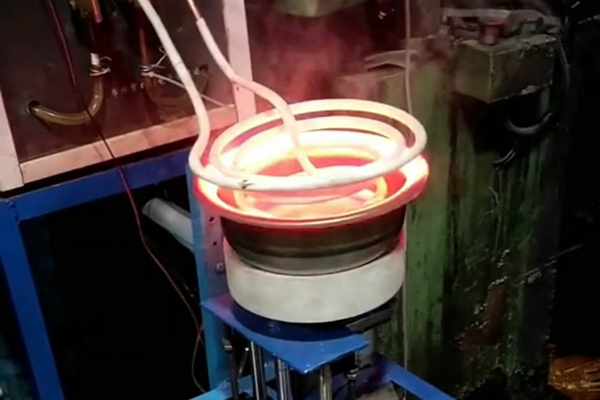  高頻退火機(jī)手工對(duì)單個(gè)不銹鋼盤退火拉伸熱處理