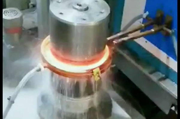 什么是感應(yīng)淬火設(shè)備？有什么優(yōu)點(diǎn)(圖1)