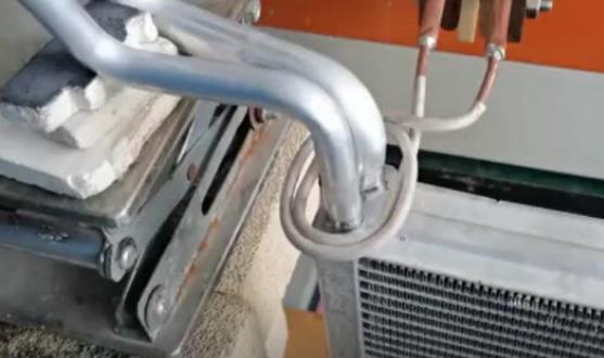 高頻焊機(jī)開合式感應(yīng)釬焊 解決焊接后無(wú)法取出問(wèn)題