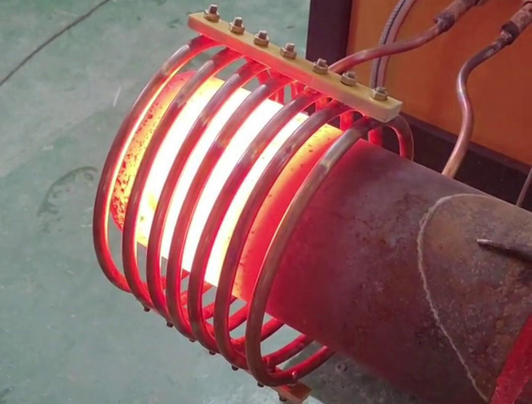 與傳統(tǒng)的焊接方式相比，高頻加熱封口具有許多獨特的優(yōu)勢，因此在工業(yè)生產(chǎn)中得到了廣泛的應用(圖2)