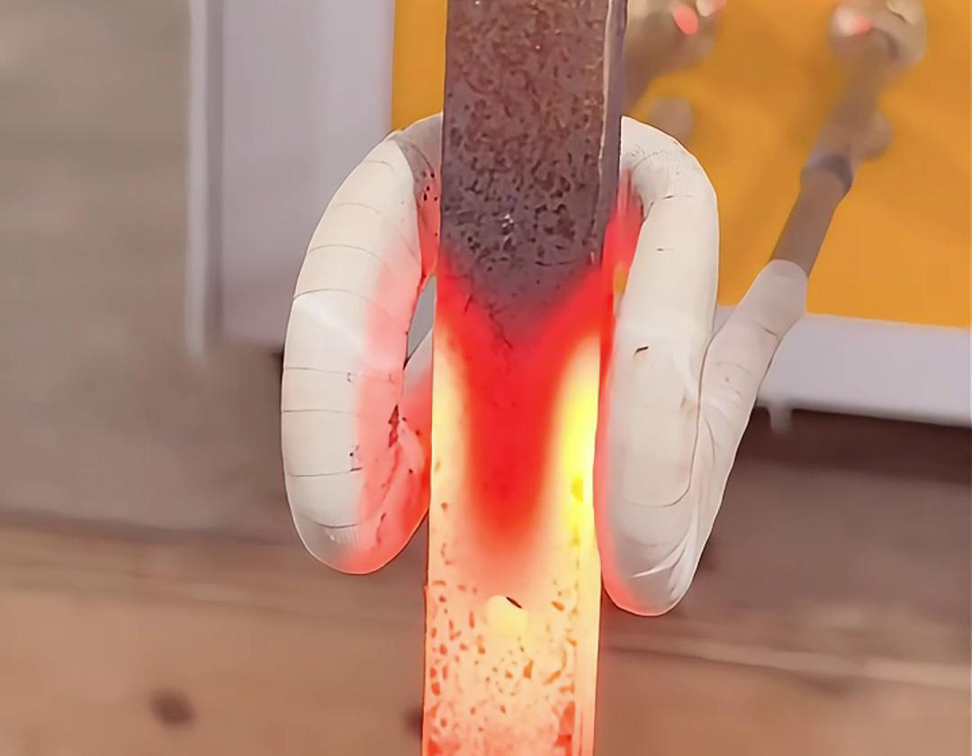 8KW高頻加熱機(jī)U型開口線圈加熱熱金屬棒料