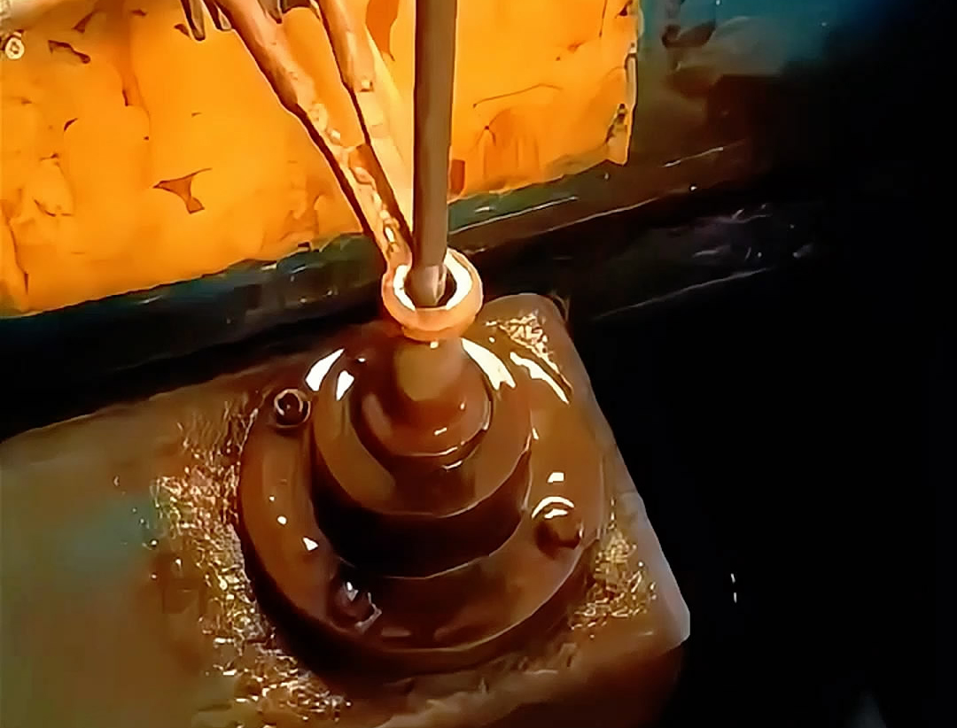 高頻淬火機(jī)用于各種鋼銼刀、磨刀棒、錘刀等刀具的熱處理