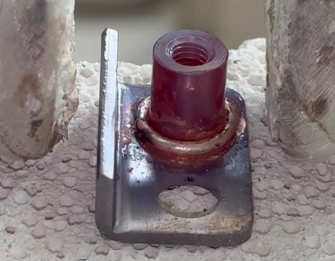 客戶帶過來的紫銅件焊接試樣，精密五金配件焊接，小銅件焊接選擇高頻焊機(jī)