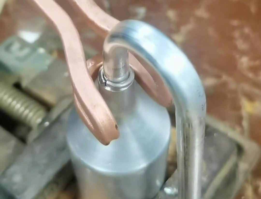 高頻釬焊鋁管，其焊接后接近鋁管本身強(qiáng)度