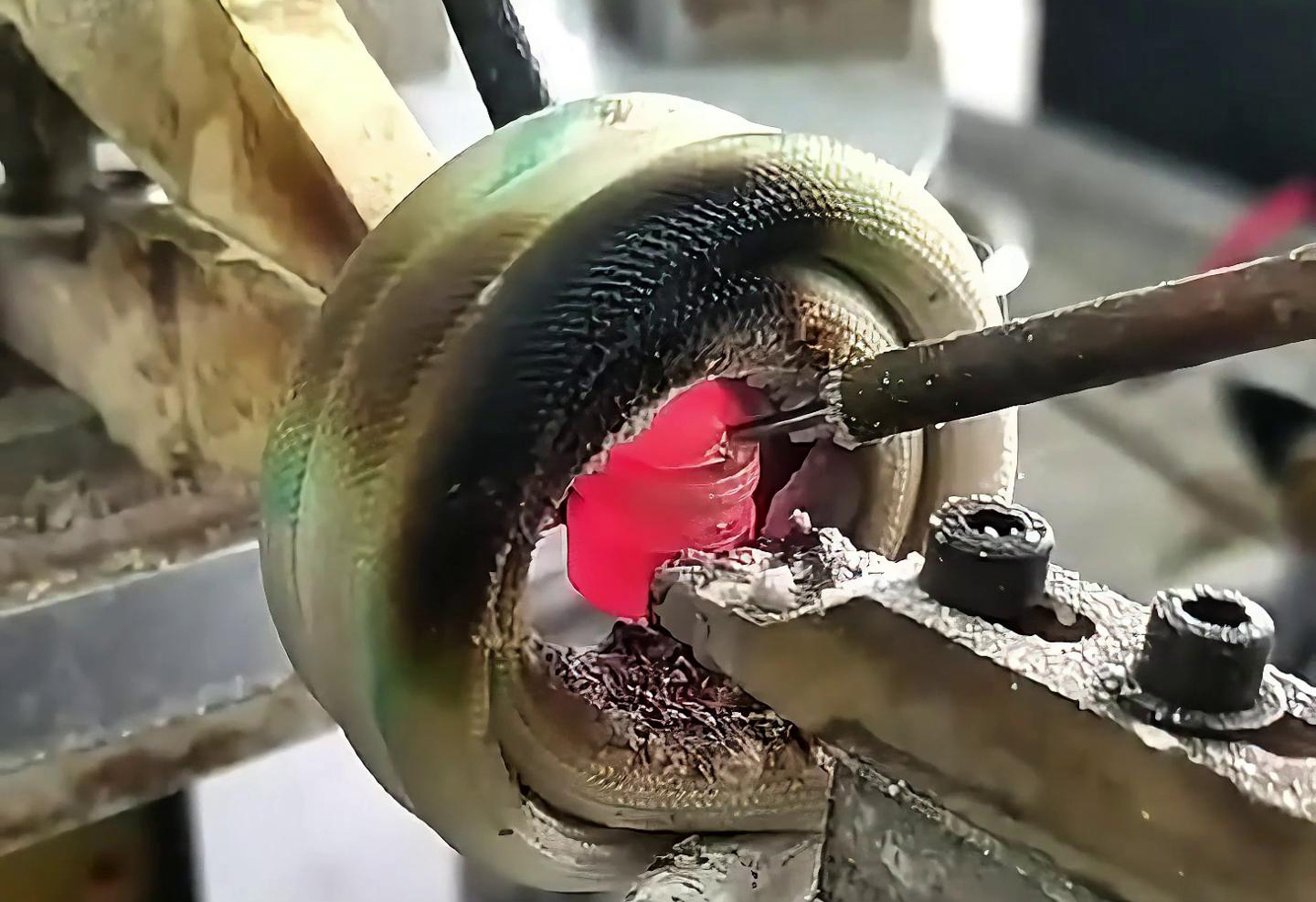 高頻自動(dòng)化釬焊特點(diǎn)和應(yīng)用領(lǐng)域