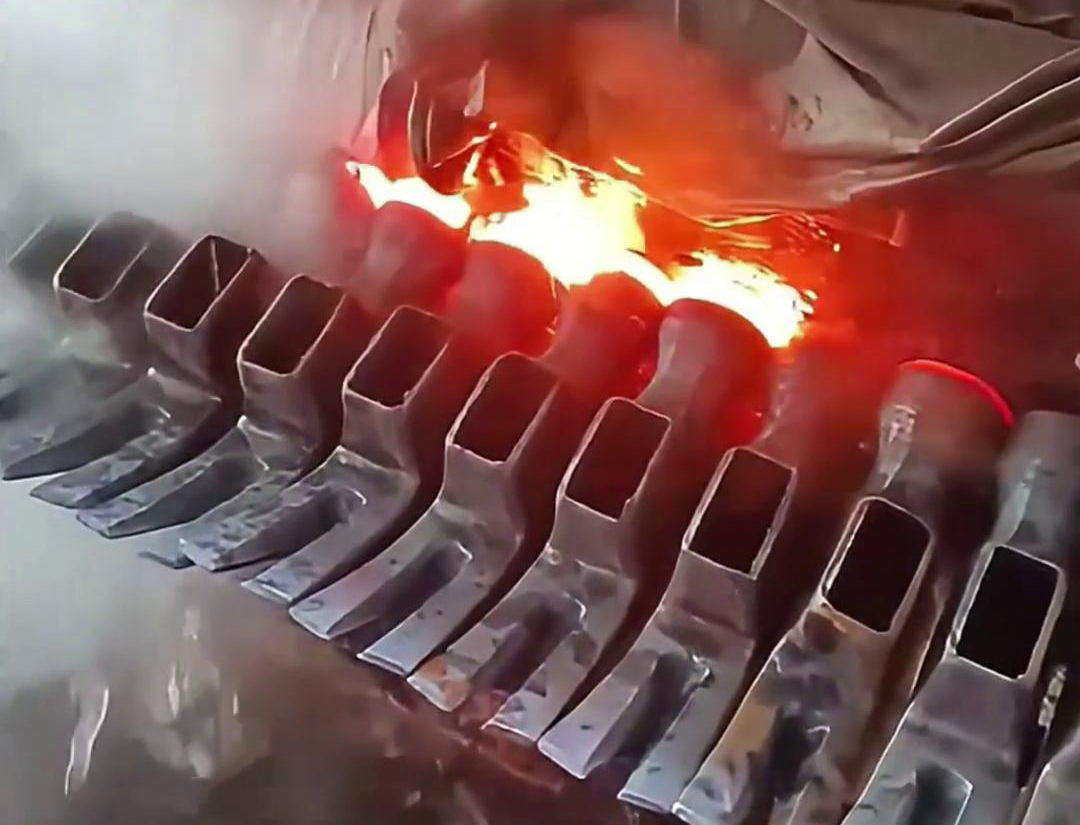 關(guān)于羊角錘錘頭高頻淬火熱處理的詳細分析