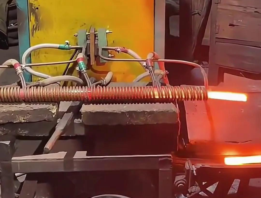 50mm 螺紋鋼 30 秒內(nèi)熱透測試：海瑞拓中頻機(jī)適配低功率場景，效果超預(yù)期(圖4)