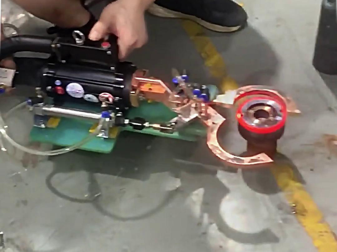 海瑞拓手持式高頻加熱機：工業(yè)加熱新利器