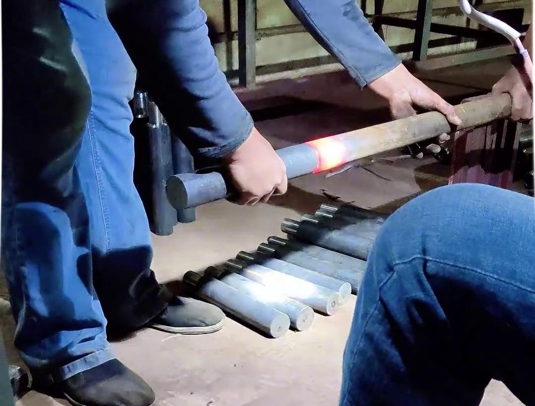 軸類(lèi)熱裝配工藝全解析：恒溫可控感應(yīng)加熱設(shè)備的應(yīng)用