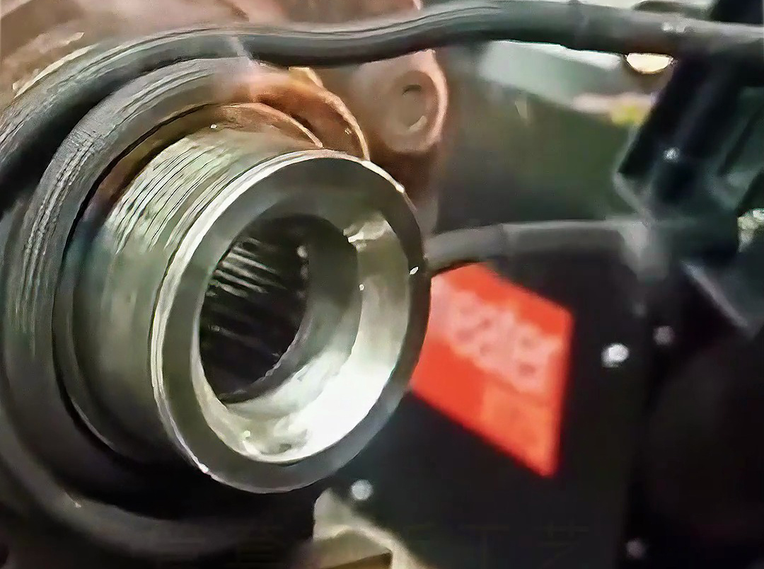 海瑞拓高頻感應(yīng)加熱機(jī)：熱拆熱裝工藝的高效之選