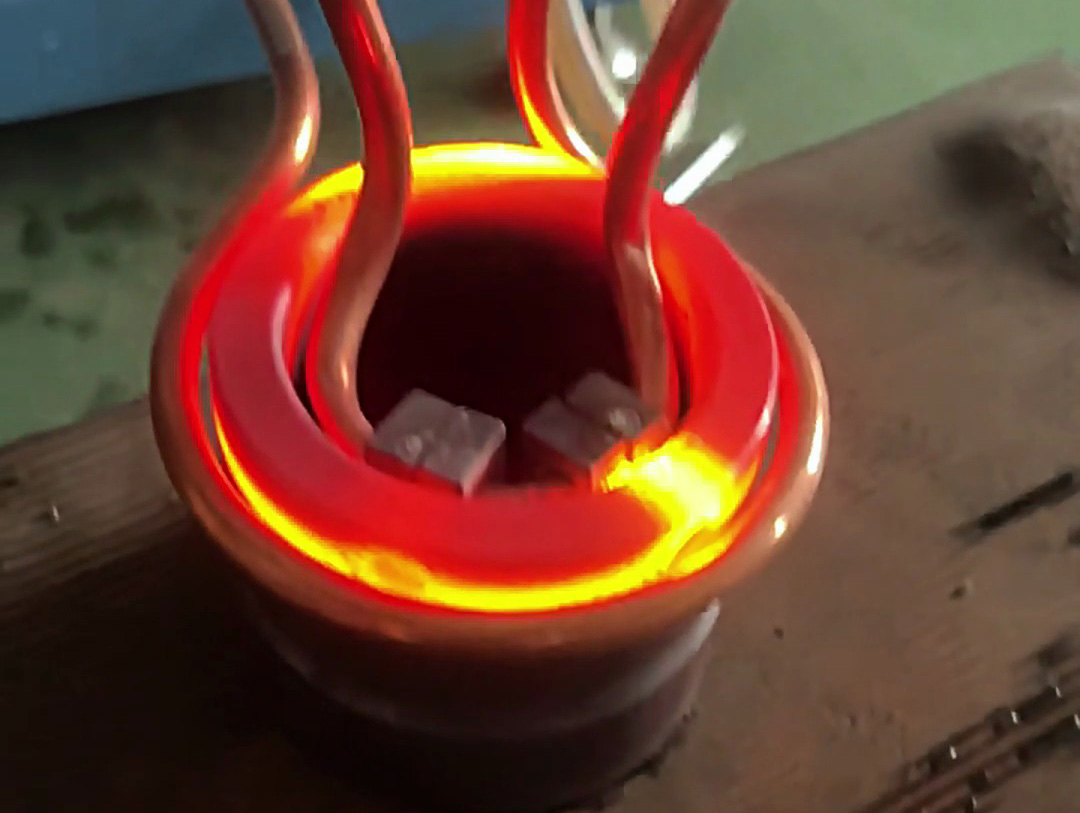 內(nèi)孔加熱有難題？手持式高頻加熱機(jī)這對(duì) “專(zhuān)家搭檔” 幫我輕松搞定(圖3)