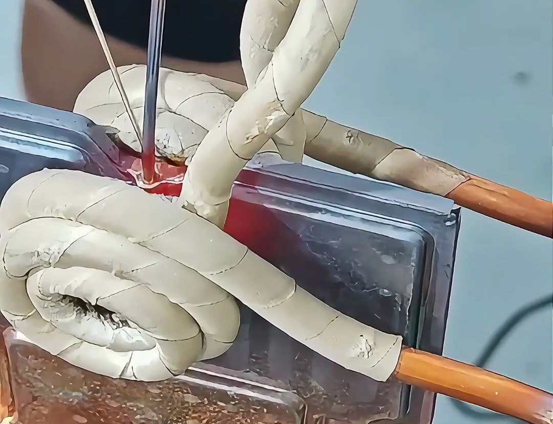 海瑞拓高頻感應(yīng)焊接機(jī)：電熱絲 / 發(fā)熱絲焊接難題的 “終結(jié)者”(圖3)