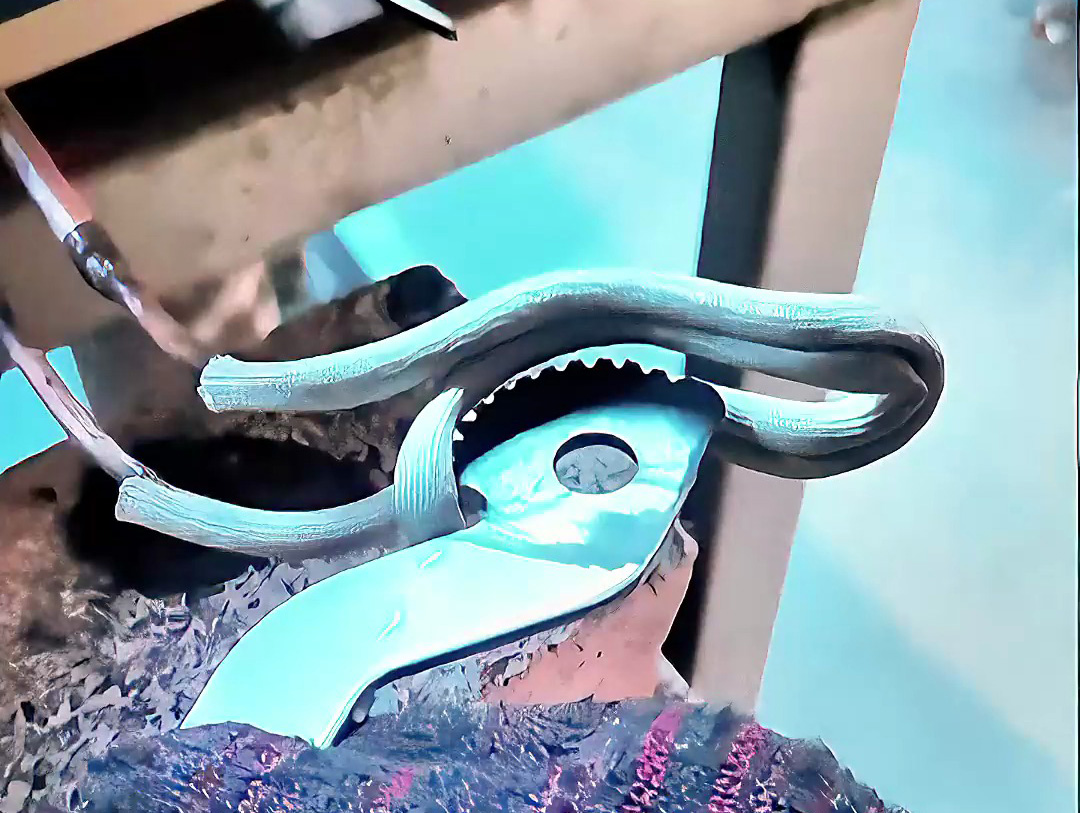 金屬件如何瞬間變硬？高頻淬火全過程展示，卡齒淬火工藝大公開