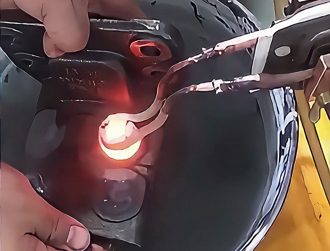 超高頻淬火機可以對鑄鐵局部加熱淬火熱處理