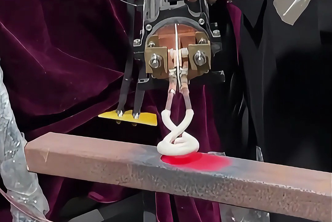 還在為加熱煩惱？手持式感應(yīng)加熱機，隨時隨地快速加熱