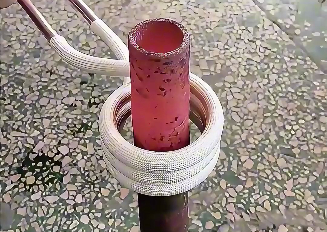 還在為金屬加熱發(fā)愁？手持式軟鏈接感應(yīng)加熱設(shè)備讓你事半功倍！