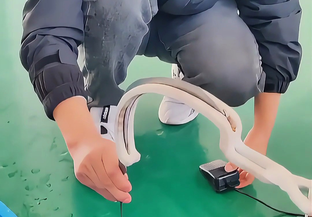 鐮刀傳統(tǒng)明火淬火 vs 超高頻感應(yīng)淬火，哪種技術(shù)更勝一籌？