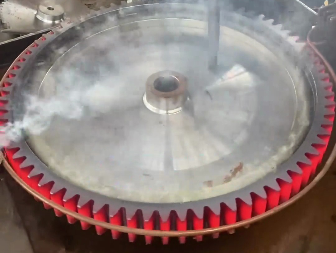 警告！傳統(tǒng)齒輪淬火加工方式正在被這種高頻淬火技術(shù)淘汰