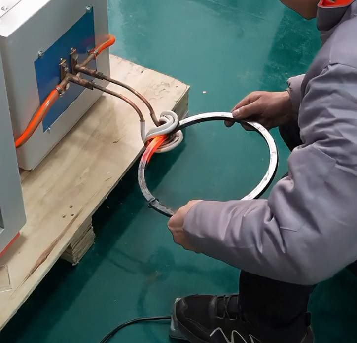 遇到異型件 大件無法用閉環(huán)感應(yīng)加熱線圈怎么辦？