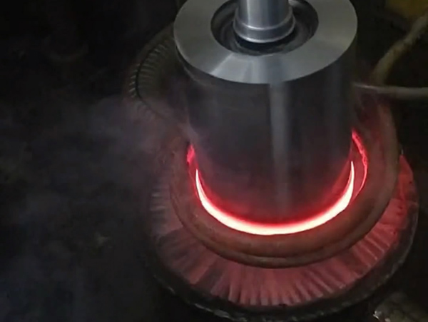 高頻淬火設(shè)備-要責(zé)任明確維護保養(yǎng)