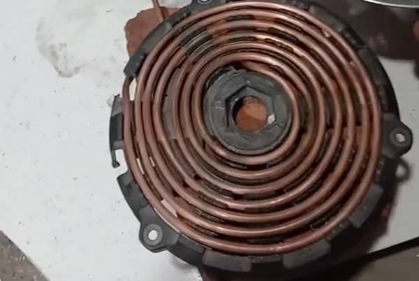 小型感應加熱設(shè)備燒開水