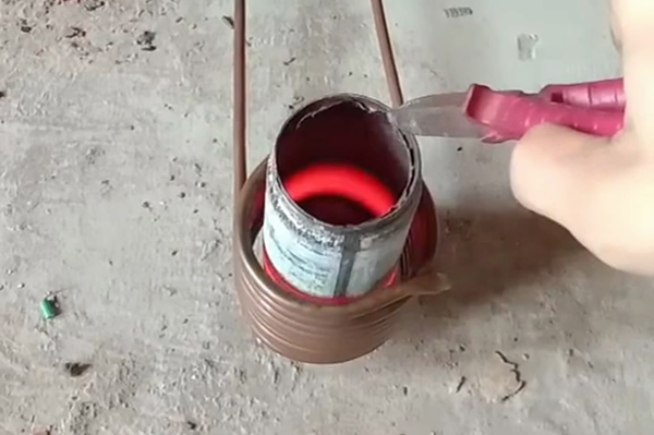 鉗子高頻淬火設備光電高溫儀的工作原理