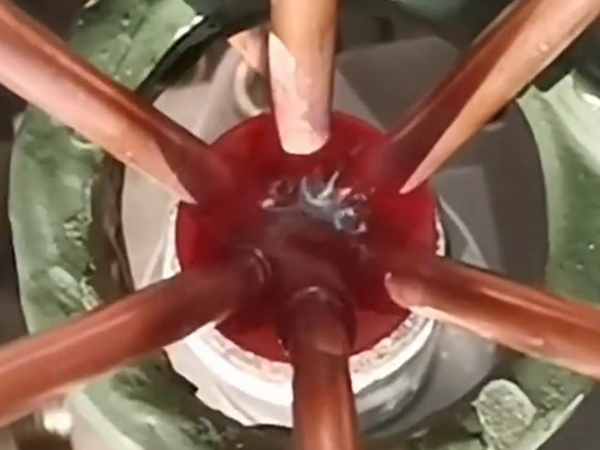 重慶何先生對(duì)海瑞拓的高頻焊接機(jī)節(jié)能感到滿意