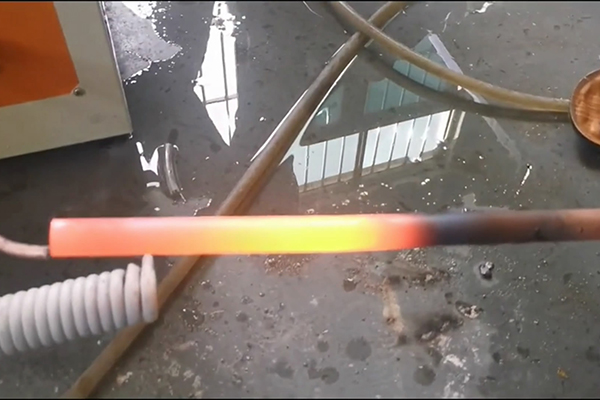 高頻加熱機(jī)生產(chǎn)廠家認(rèn)真對(duì)待每一位客戶