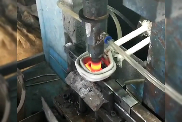 什么是中高頻感應(yīng)加熱機(jī)，中高頻感應(yīng)加熱機(jī)的特點(diǎn)是什么？